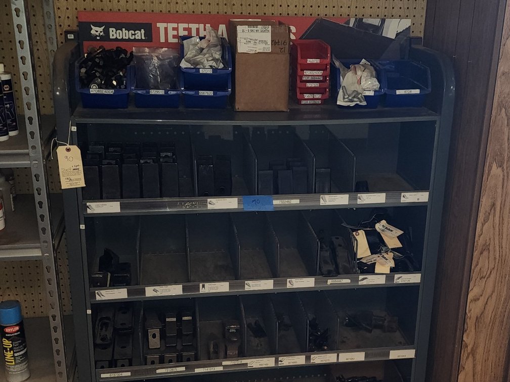 Bobcat parts & Display