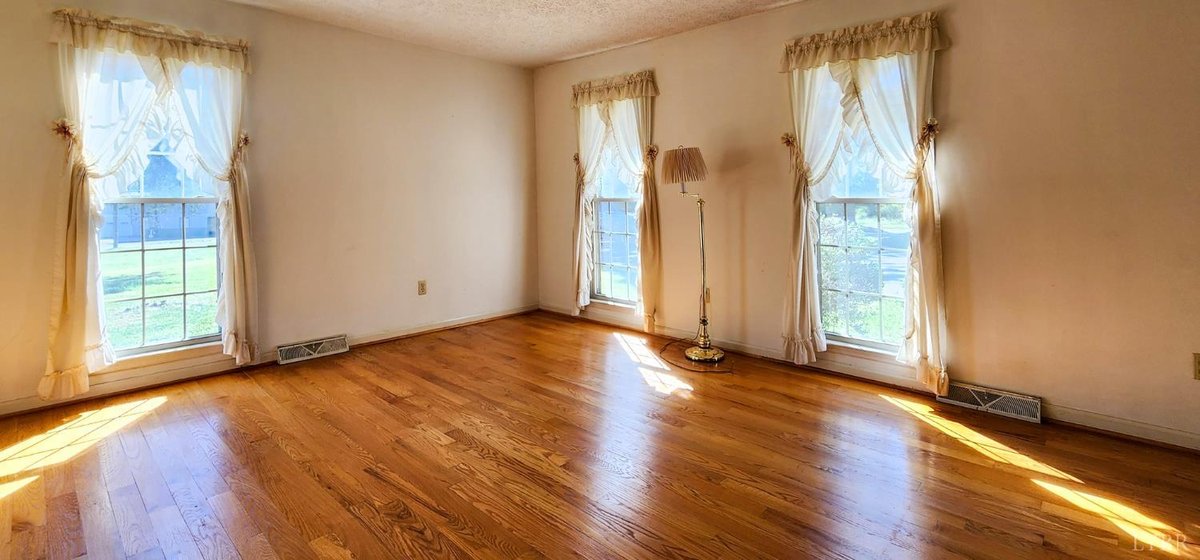 Image for 3,700 Sq.Ft. 5BR 3.5BA starting at $285k
