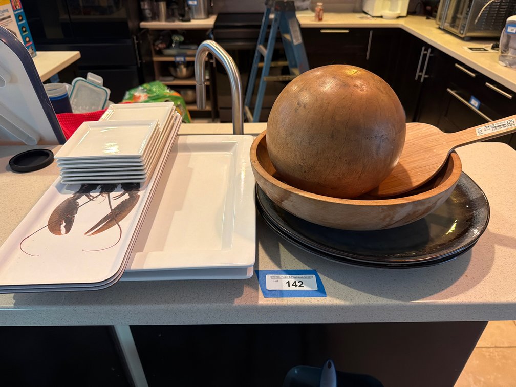 Serving plates and Bowl