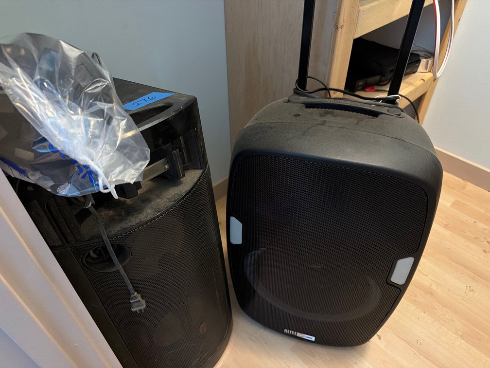 2 Large Speakers and Party Lights
