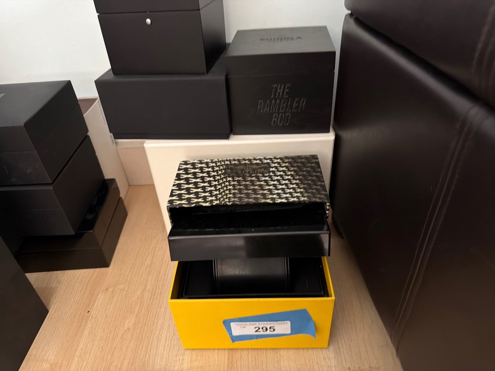 Watch Boxes