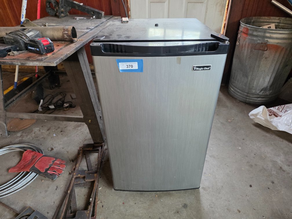 Small refrigerator