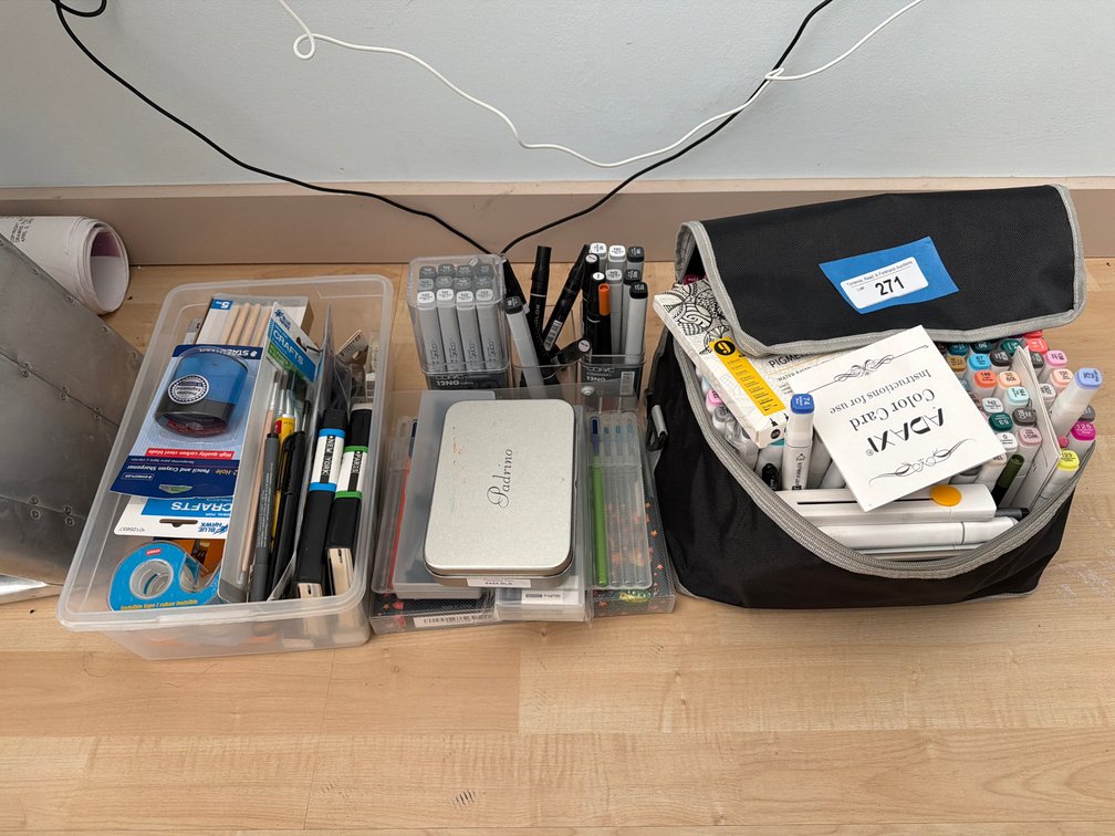 Art and Drawing Supplies