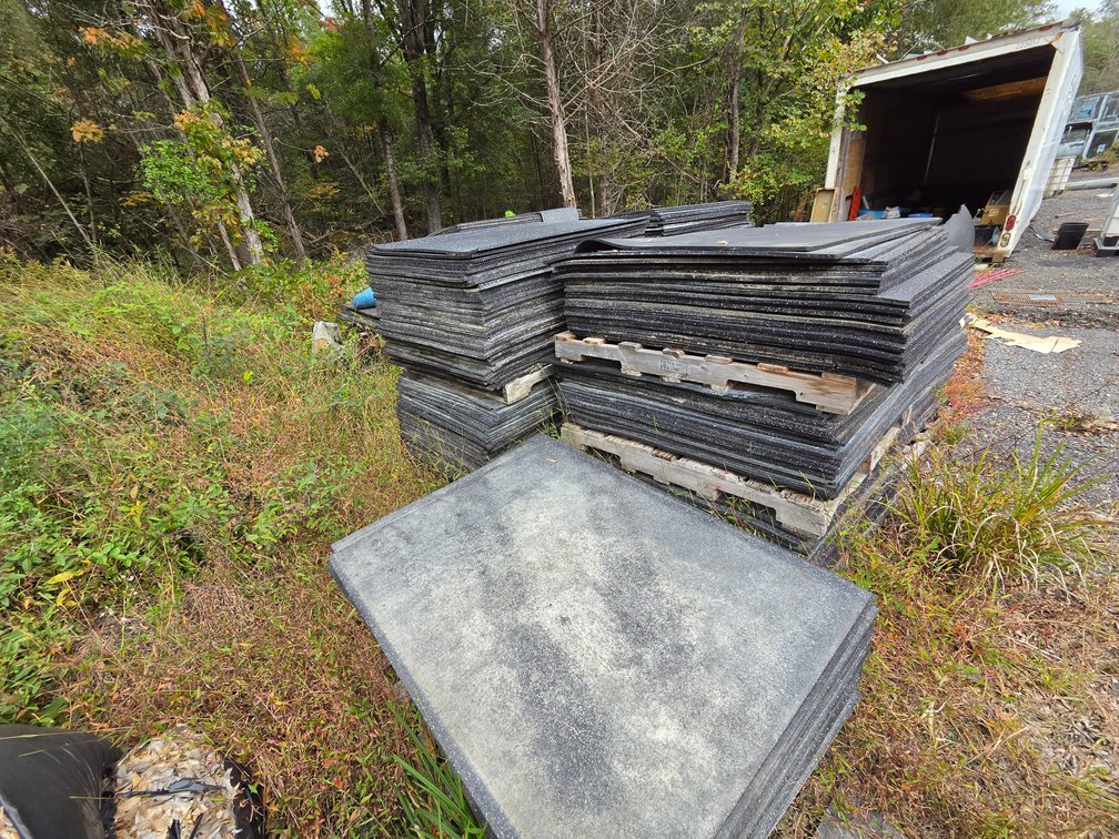 210 +/- Rubber Horse Stall Mats