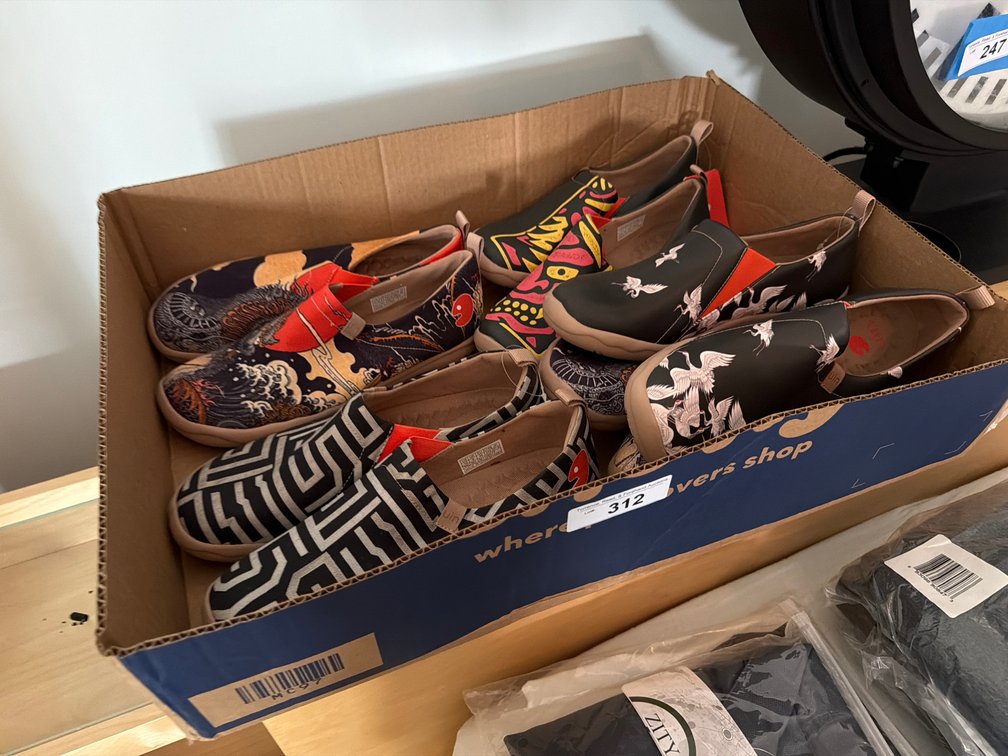 Uin Japanese Print Shoes