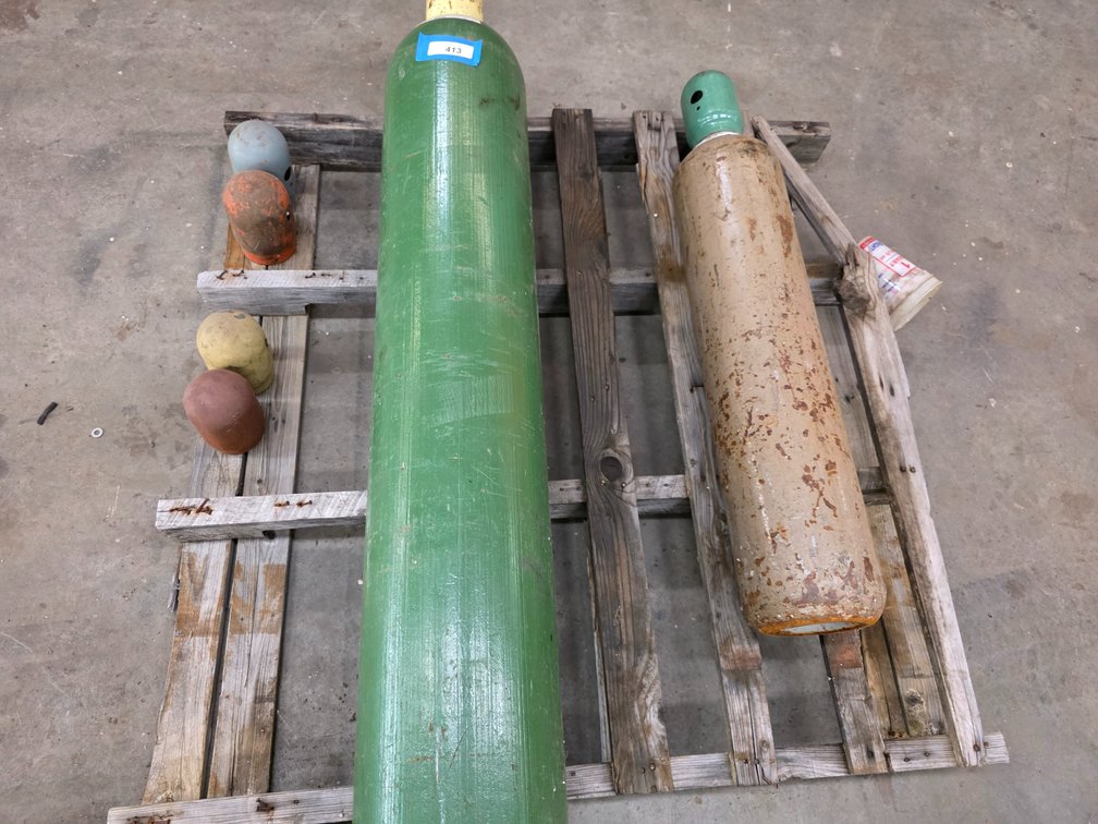 Gas cylinders