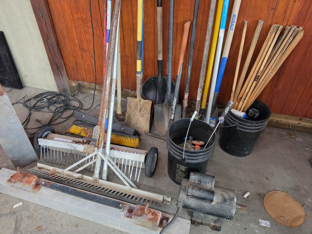 Yard tools/led work light
