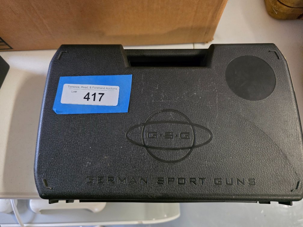 Gun case and accessories (mag &lock)