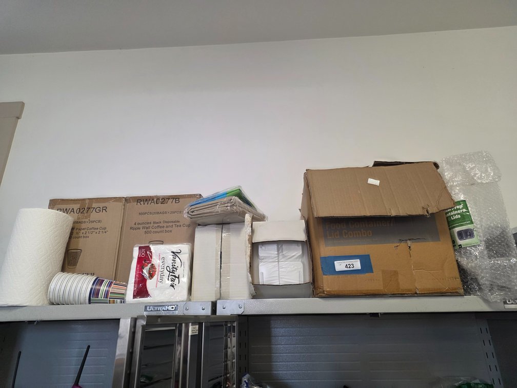 Plastic food containers/supplies