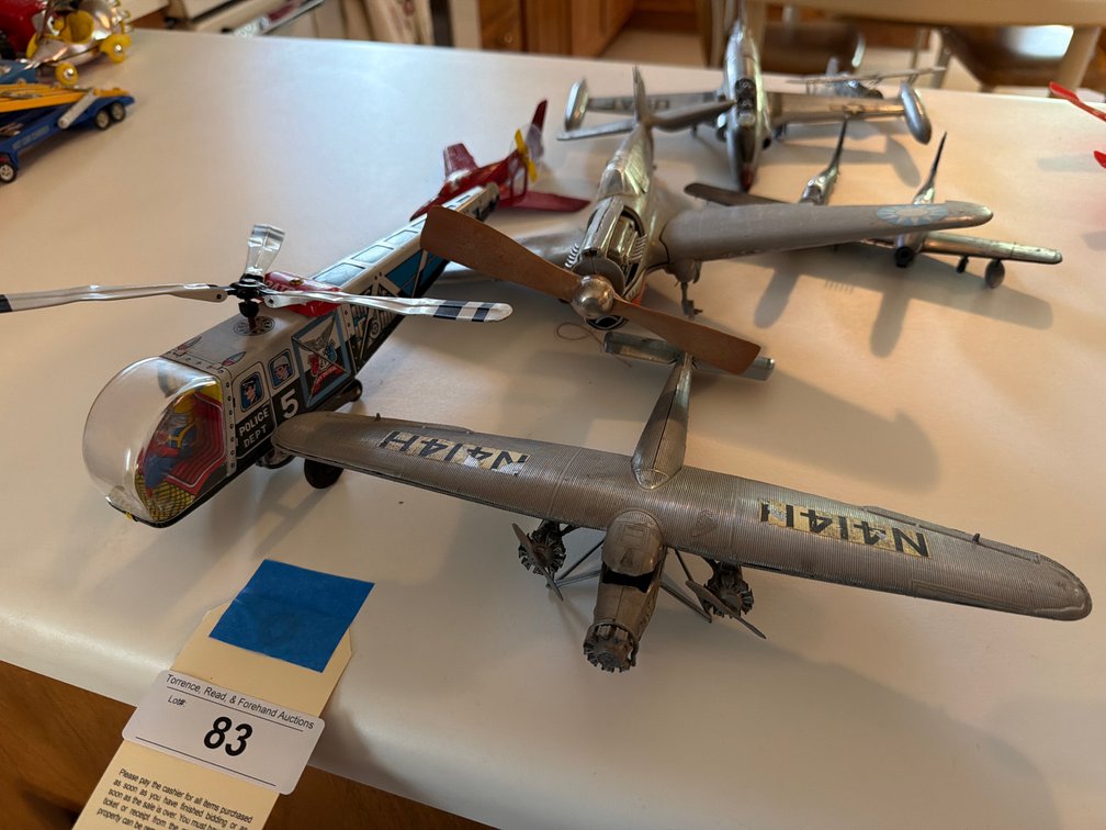 Military airplanes