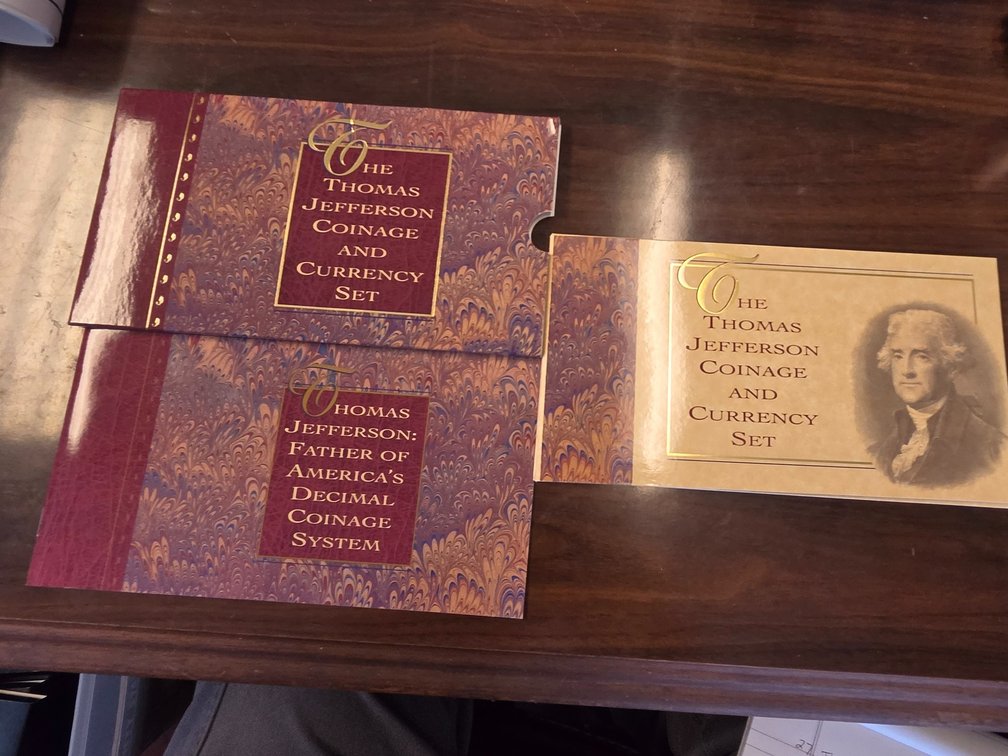 US Mint Thomas Jefferson Coinsge & Currency Set