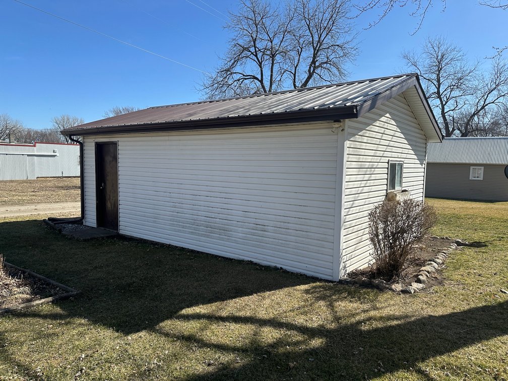 Image for 207 S Main Street, Early!