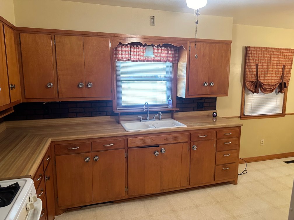 Image for 207 S Main Street, Early!
