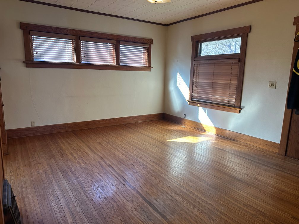 Image for 313 S Fulton Street, Newell!