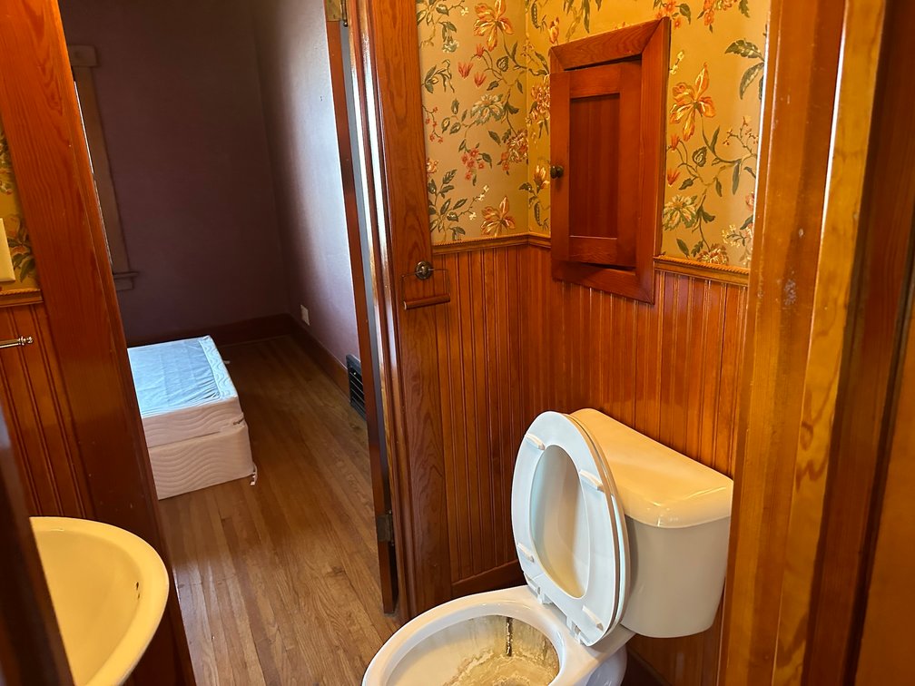 Image for 313 S Fulton Street, Newell!