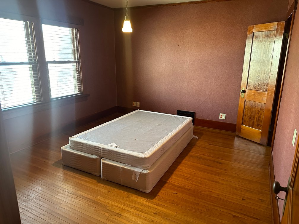 Image for 313 S Fulton Street, Newell!