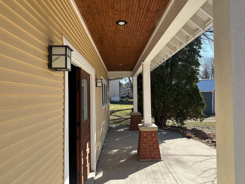 Image for 313 S Fulton Street, Newell!
