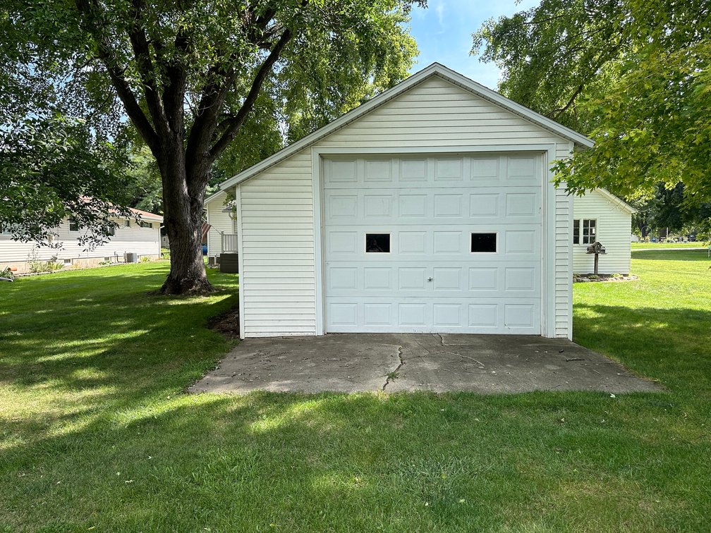 Image for 314 Chestnutt Avenue, Lytton!