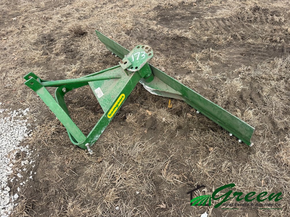 Bomgaars 3pt blade