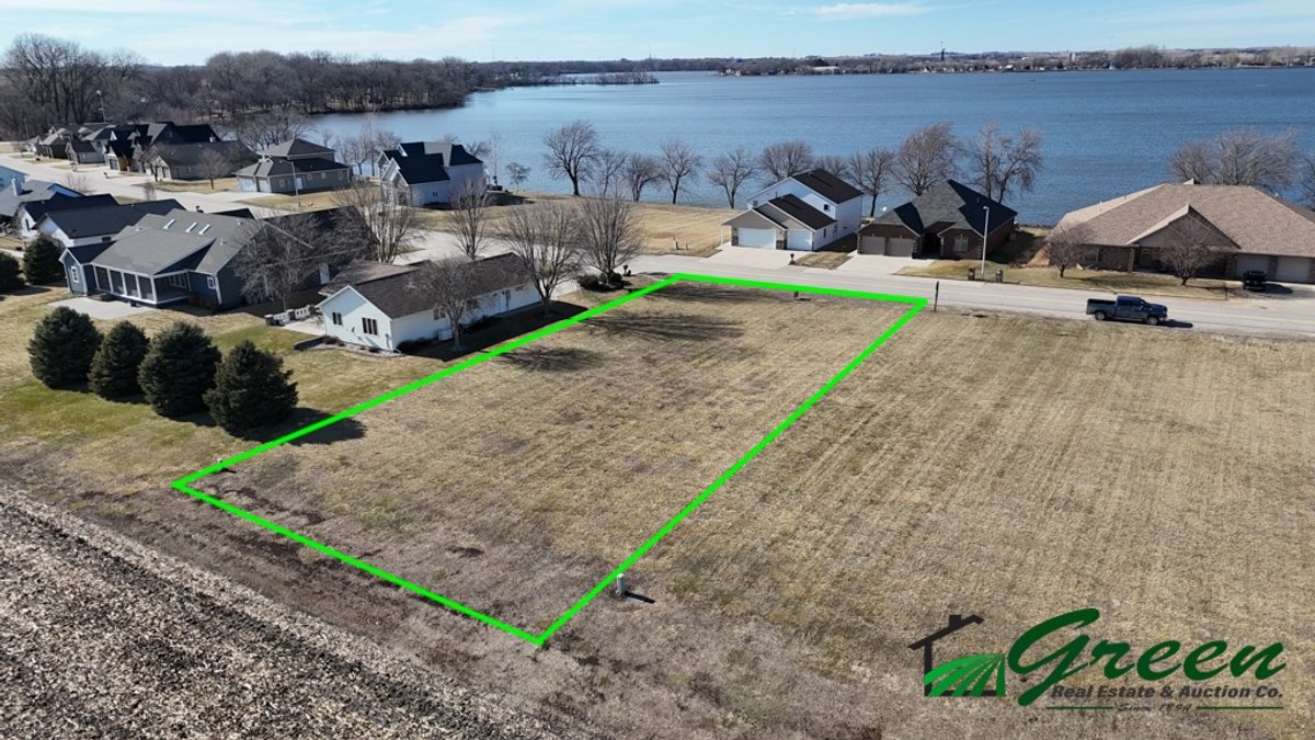 Image for Lake View Bare Lot Auction!