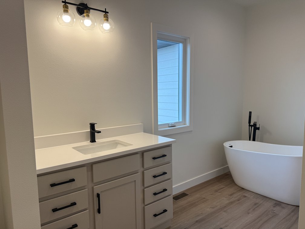 Image for 413 E Ahrens Street, Sac City!