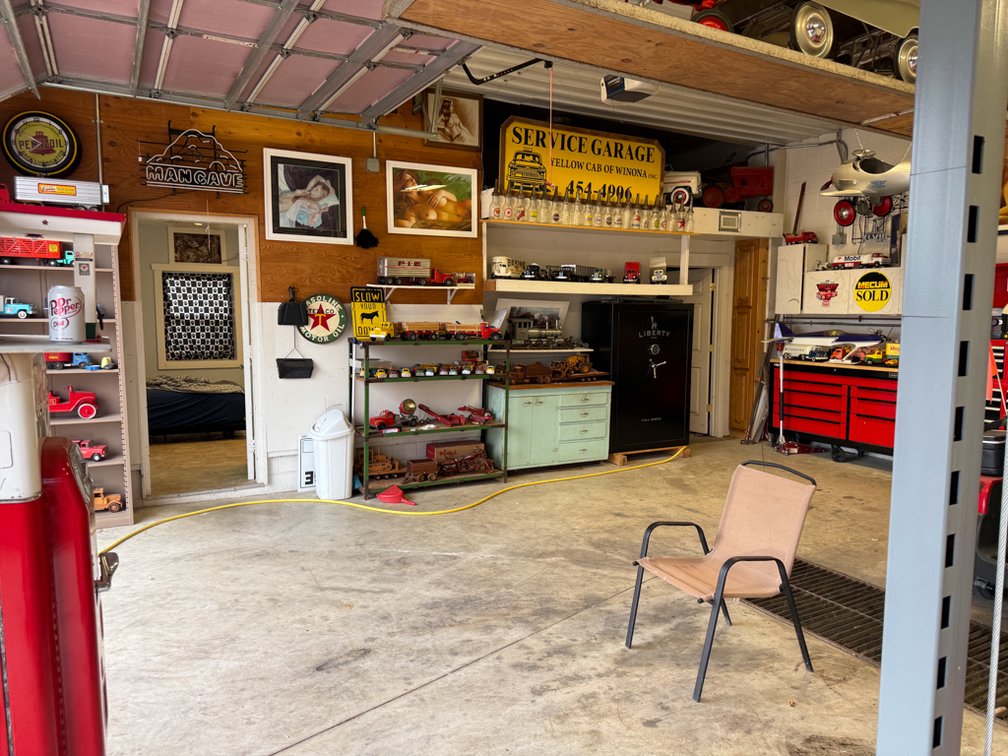 Image for 620 E Main Street, Sac City!