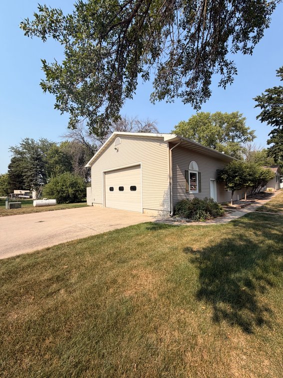 Image for 818 7th Street, Lake View!