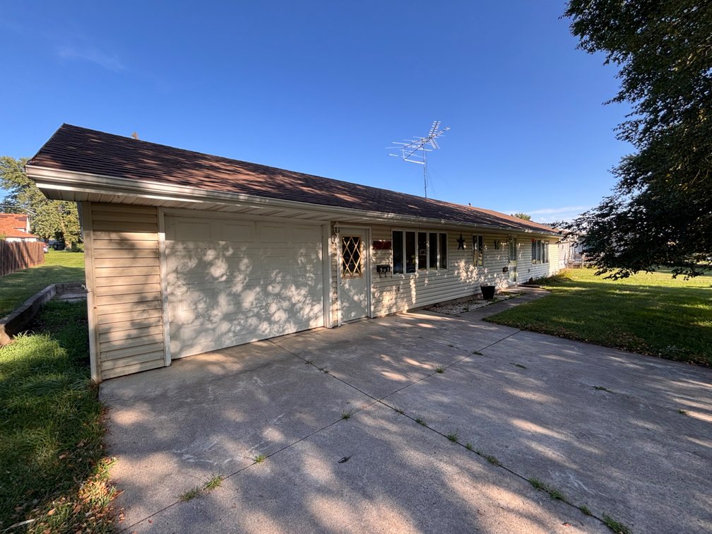 Image for Online Only Schaller Real Estate Auction!