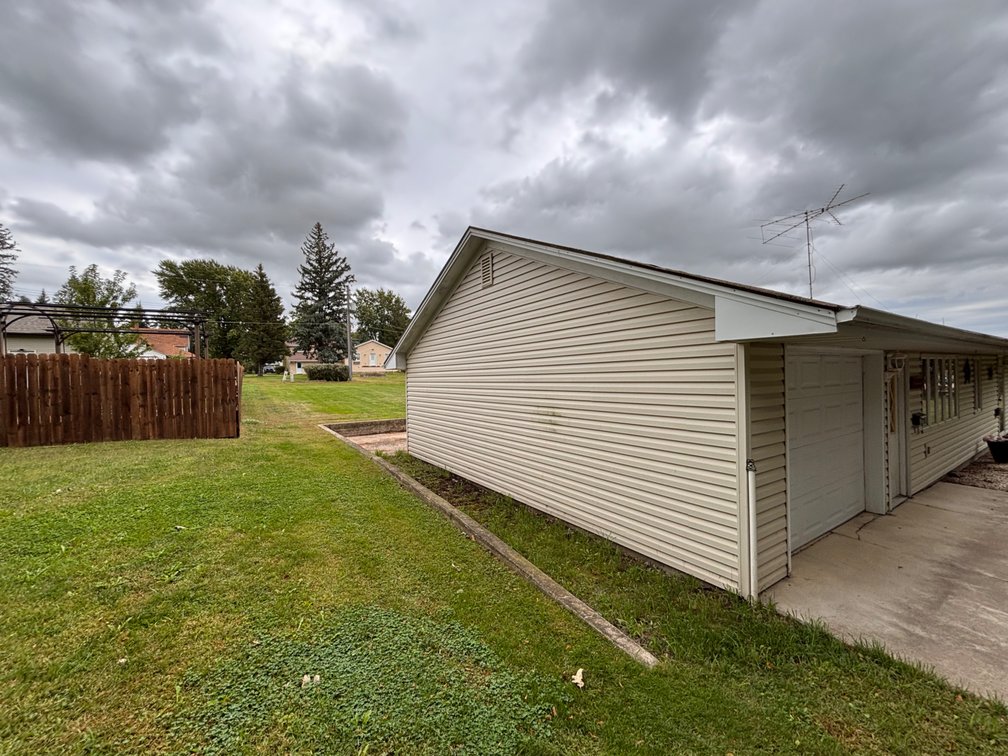 Image for Online Only Schaller Real Estate Auction!