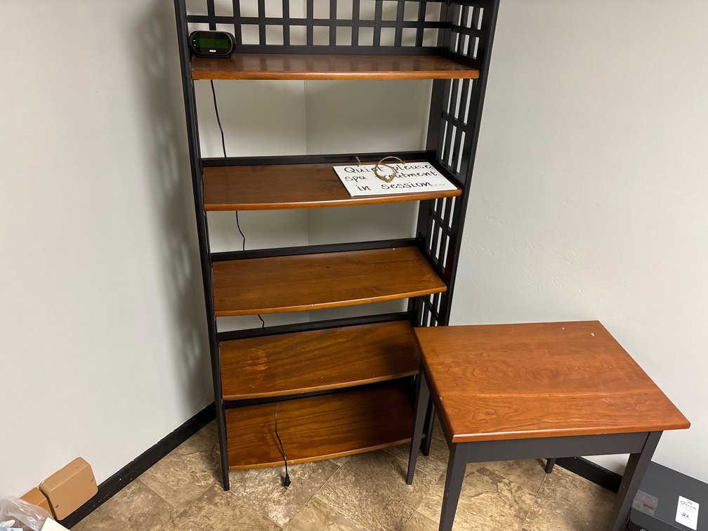 Shelf & Table