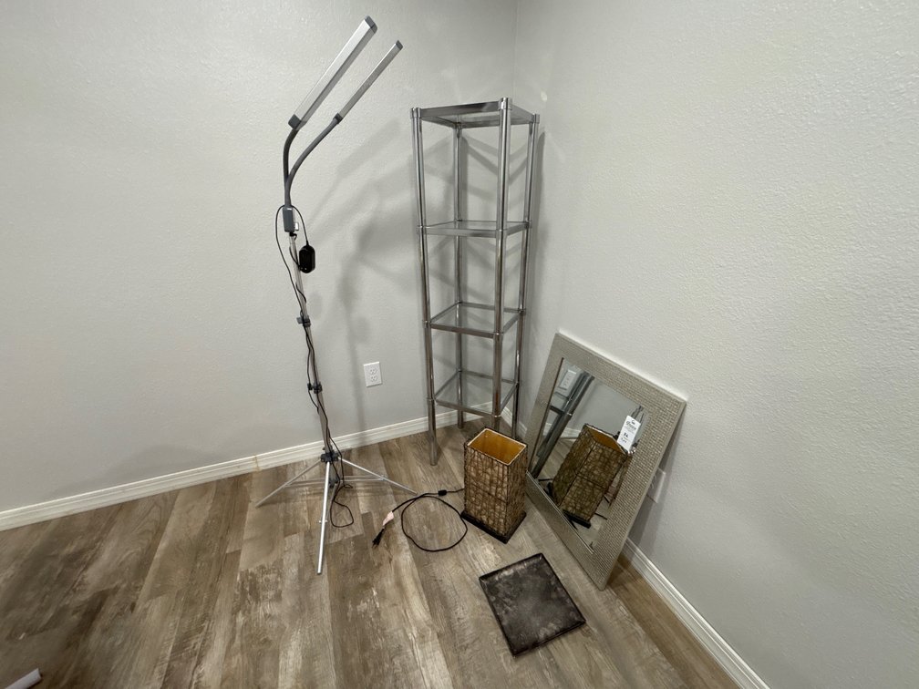 Glamcor Lamp, Shelf, mirror, Decor