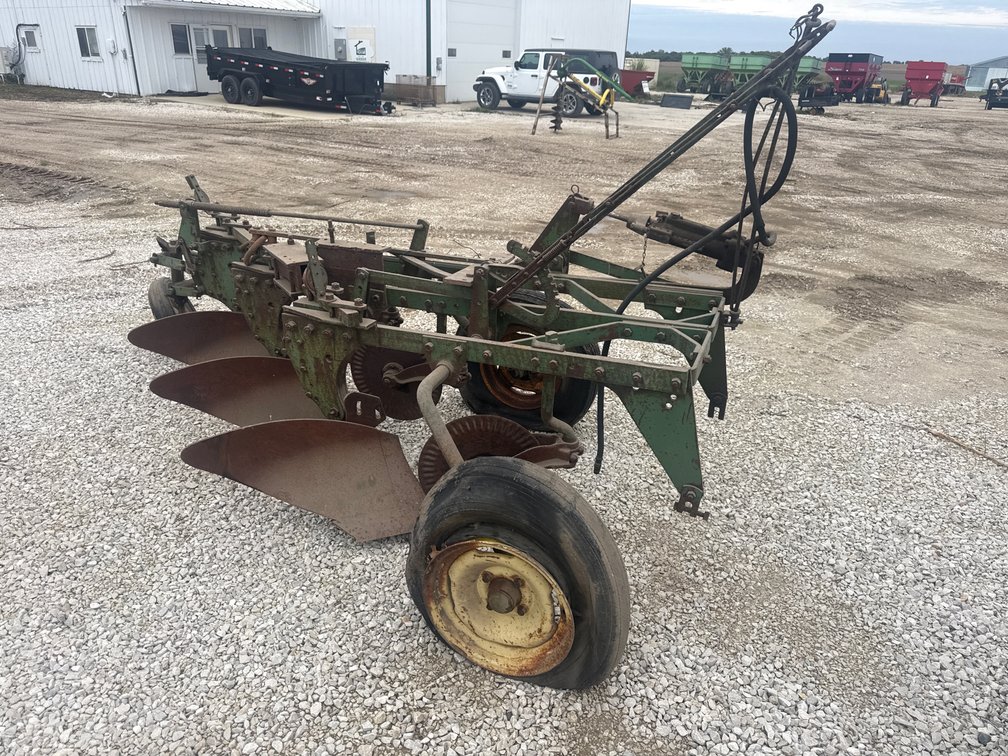 John Deere 3 bottom plow