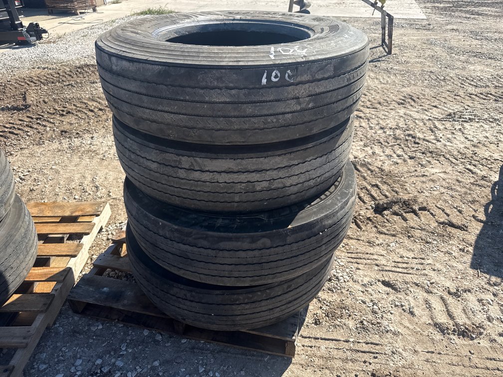 22.5 tires