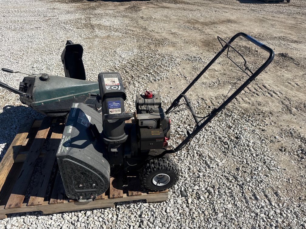 Yard machines snow blower