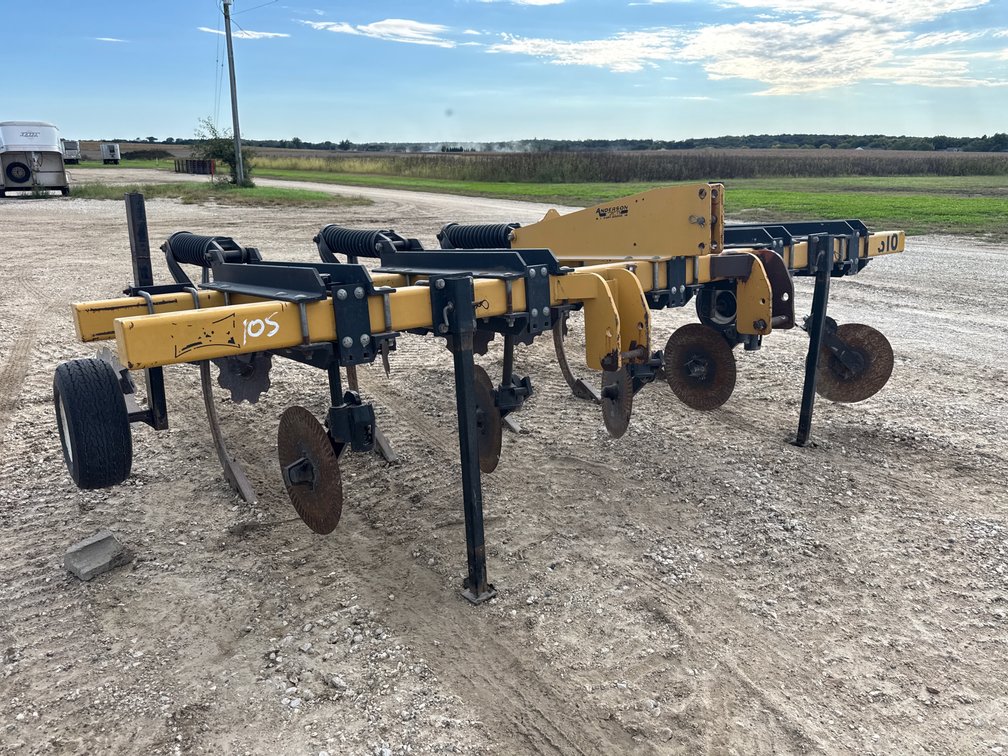 Landoll 1510 ripper