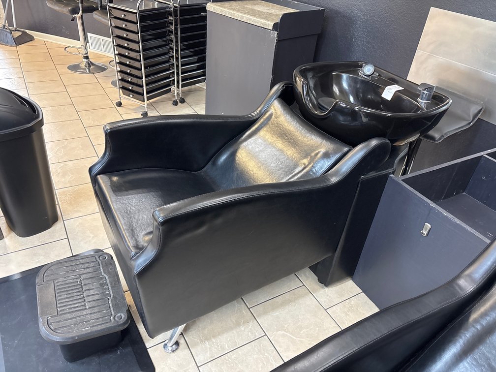 Hair Washing Station #4