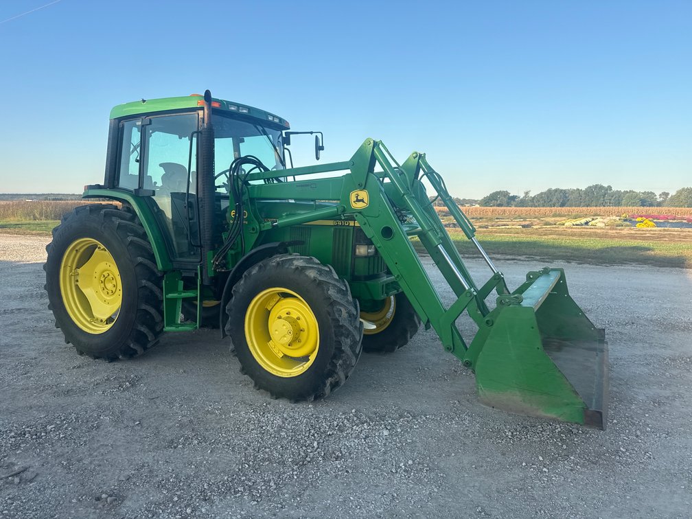 John Deere 6410