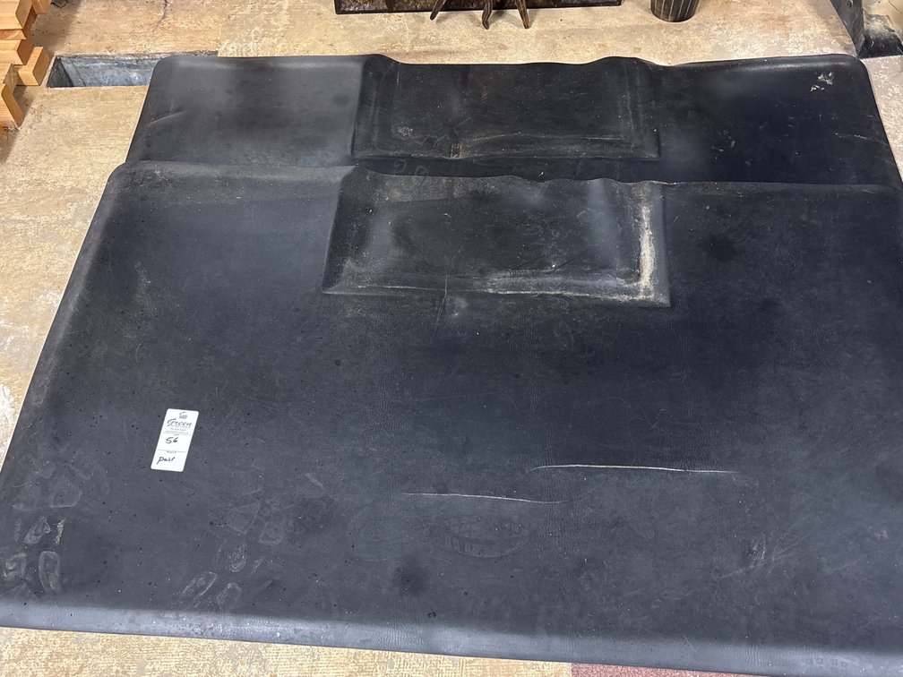 Pair of Station Working Mats