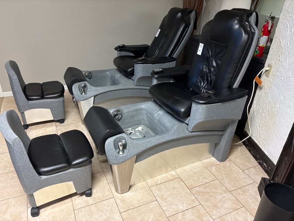 Crystal Clean Pedicure Chair #2