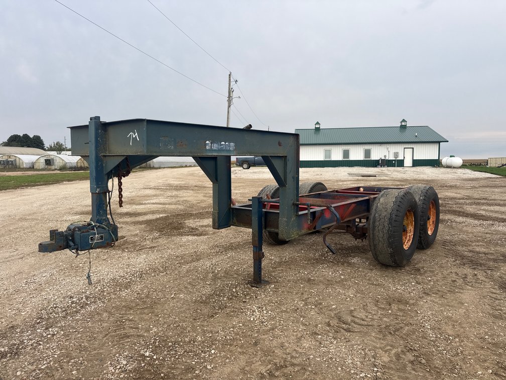 Gooseneck trailer