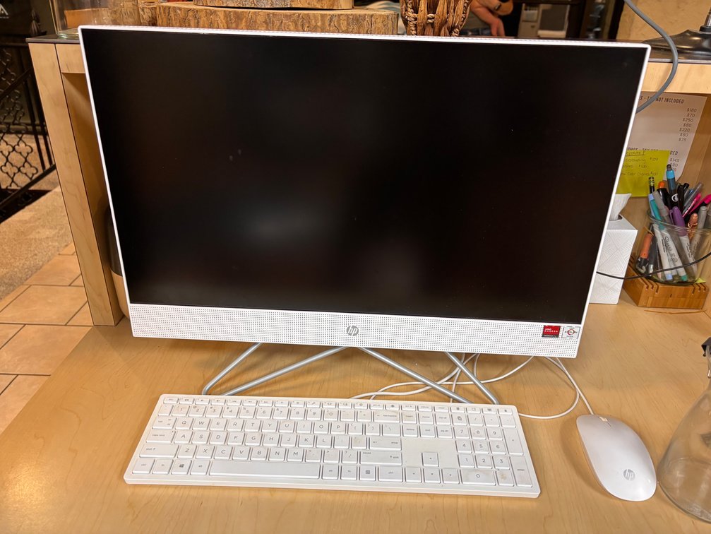 HP Monitor & Keyboard