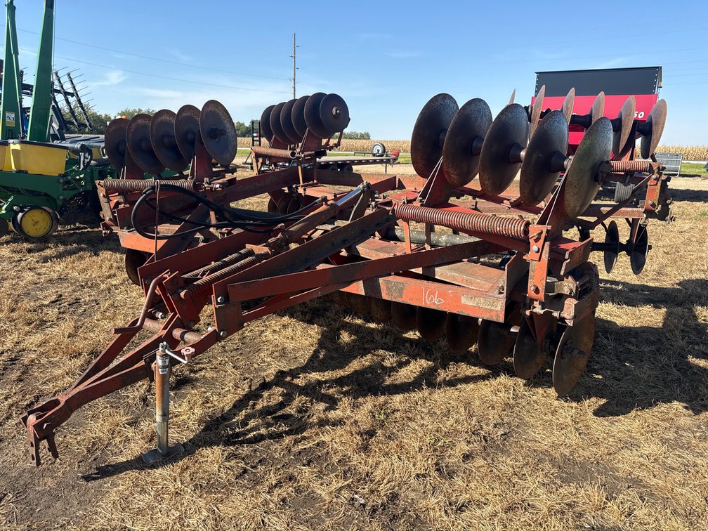 International 480 disk