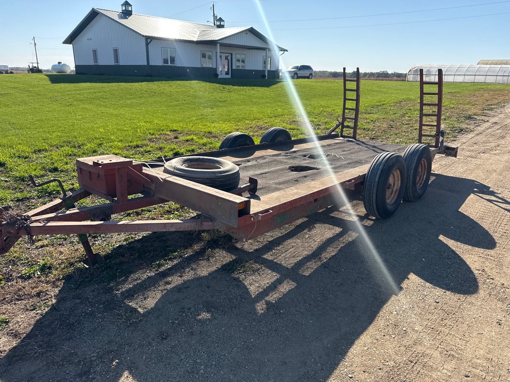 Car trailer