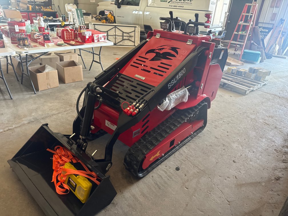 New mini skidloader