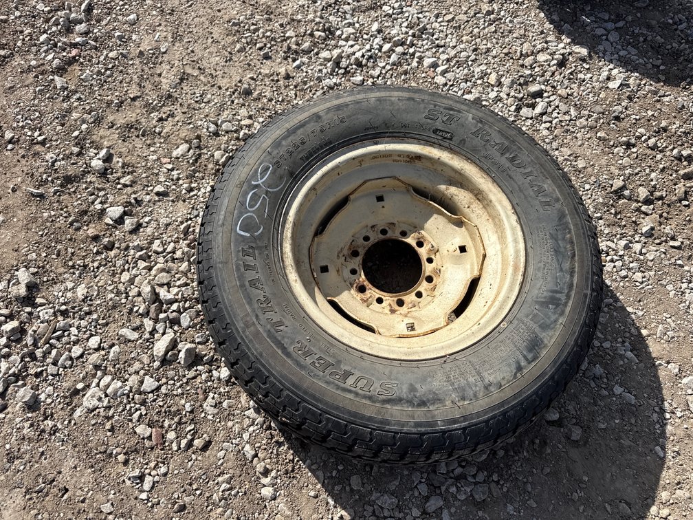 225/75r15 tire and rim