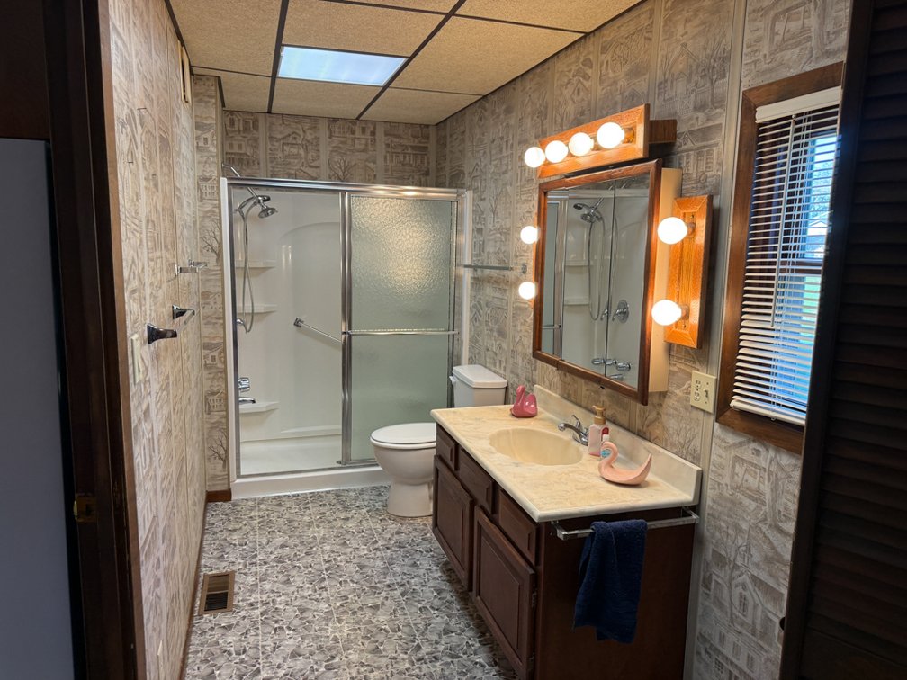 Image for Holstein, IA Real Estate Online Only Auction!