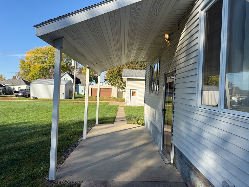 Image for Holstein, IA Real Estate Online Only Auction!