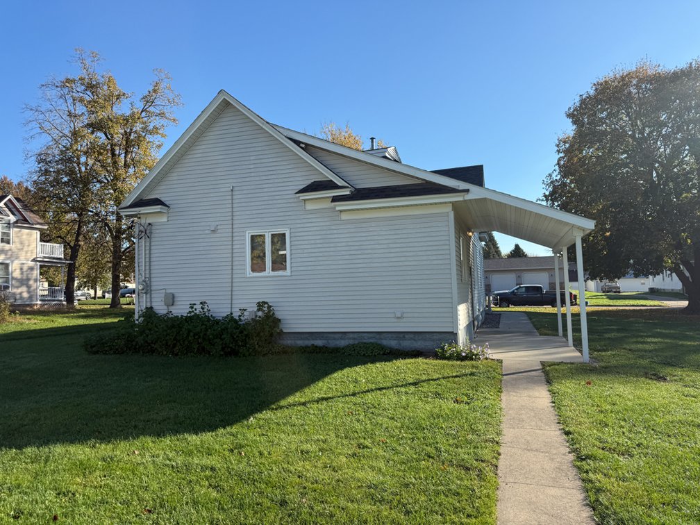 Image for Holstein, IA Real Estate Online Only Auction!