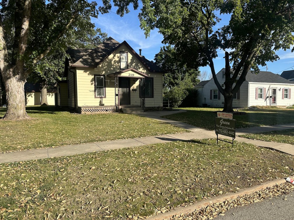 Image for 219 S 12th Street, Sac City!