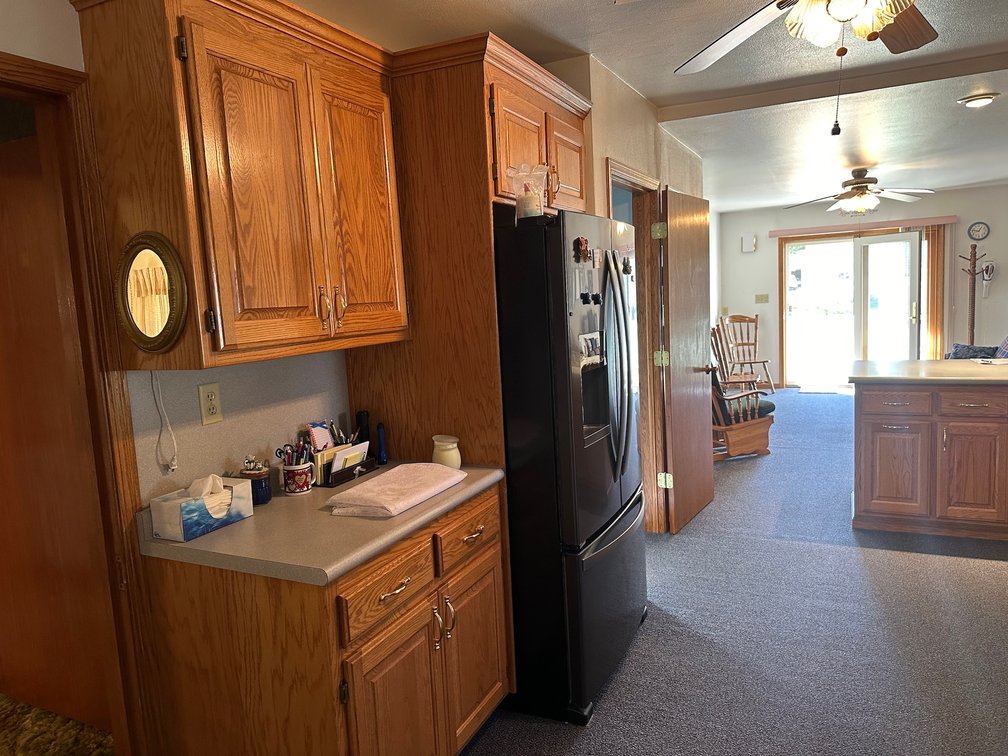 Image for 210 W Main Street, Early!